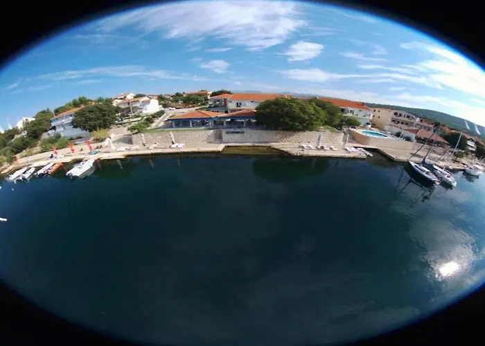 Cosy In Obrovac With Bath * Obrovac